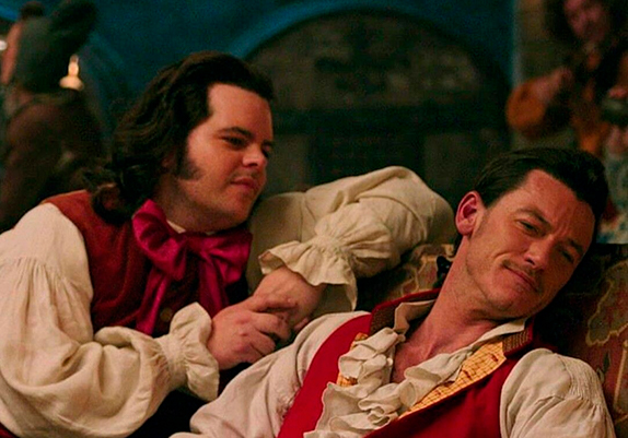 LUKE EVANS (GASTON) REVELA DETALHES DO DERIVADO DE A BELA E A FERA!