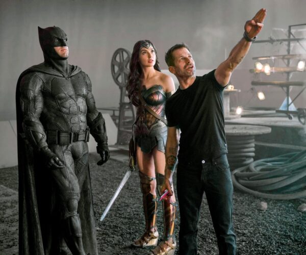 Zack Snyder promete grande gancho ao final de sua versão de Liga da Justiça!