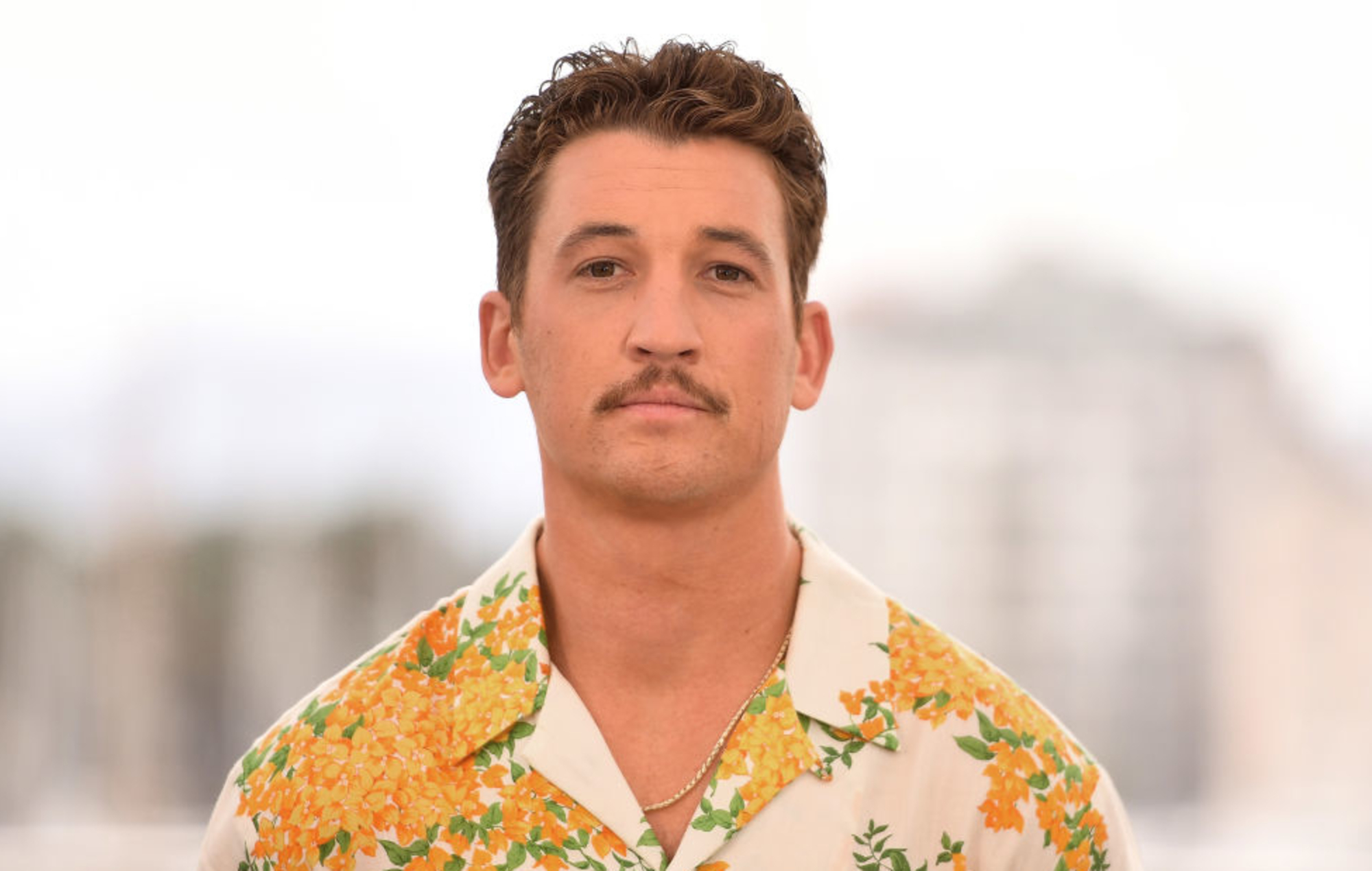 Milles Teller irá substituir Armie Hammer em série sobre O Poderoso Chefão!