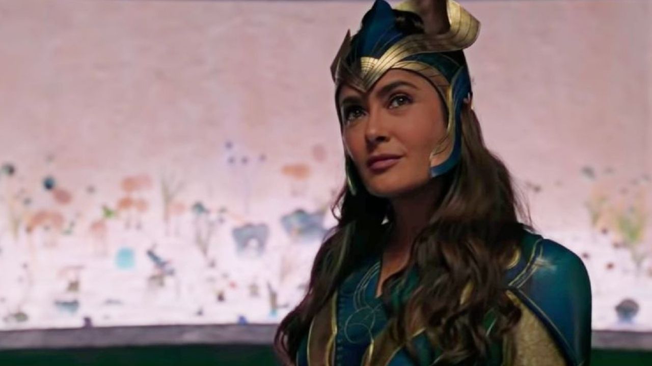 Salma Hayek assinou contrato com a Marvel pra vários filmes
