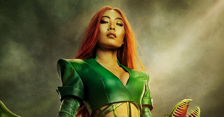 Divulgada a primeira imagem oficial da Hera Venenosa na série da Batwoman