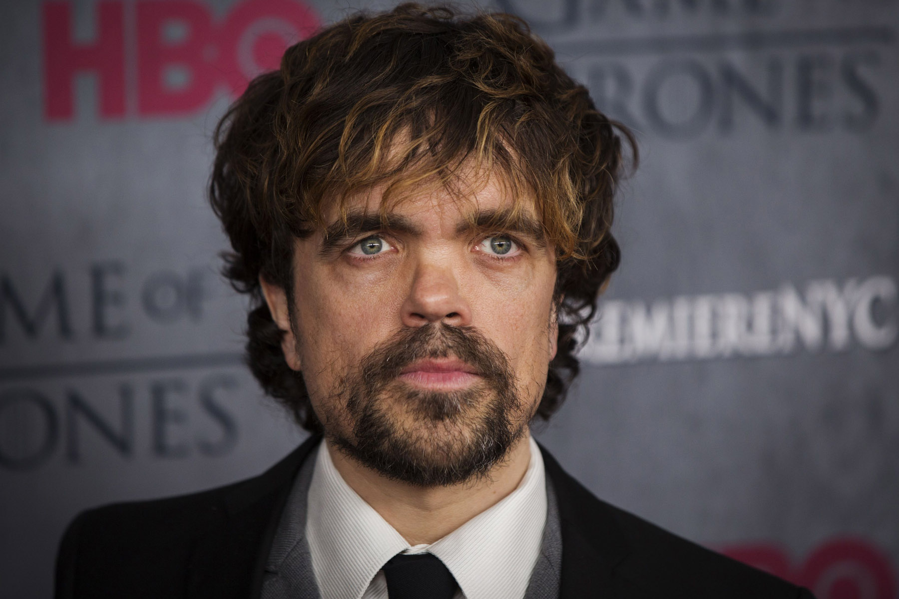 Novo filme da Branca de Neve na Disney é criticado por Peter Dinklage