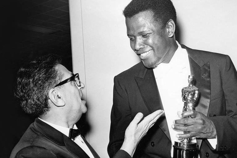 Relembrando Sidney Poitier: O legado do ator que abriu as portas para gerações!