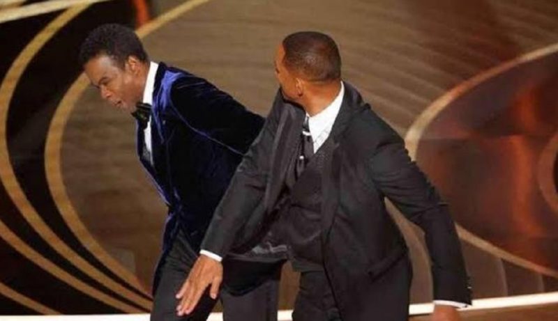 Academia do Oscar diz não tolerar violência após tapa de Will Smith em Chris Rock