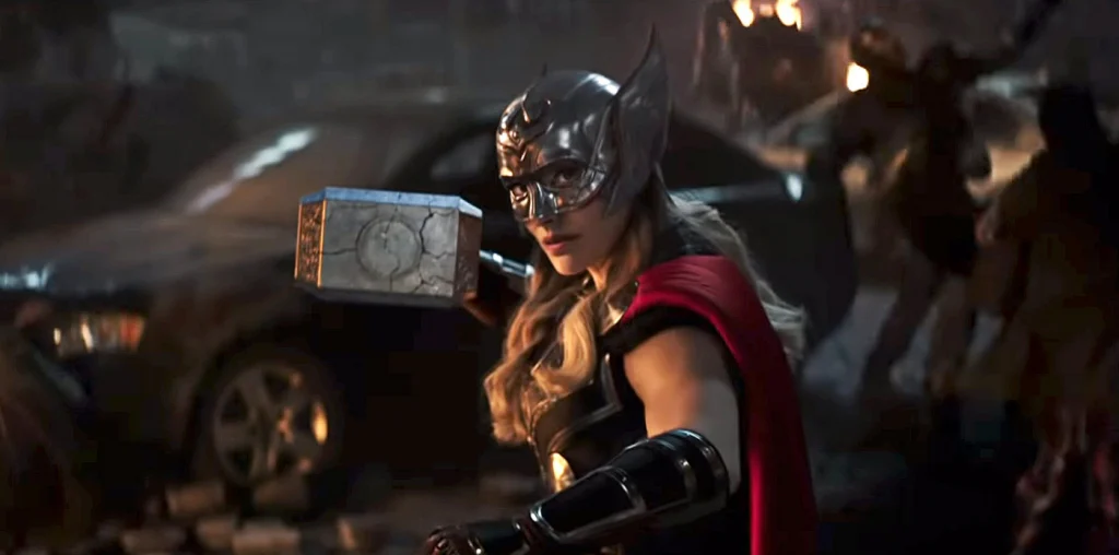 Pôster da Poderosa Thor é revelado