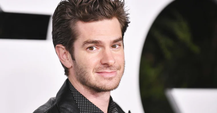 Ator Andrew Garfield anuncia pausa em sua carreira