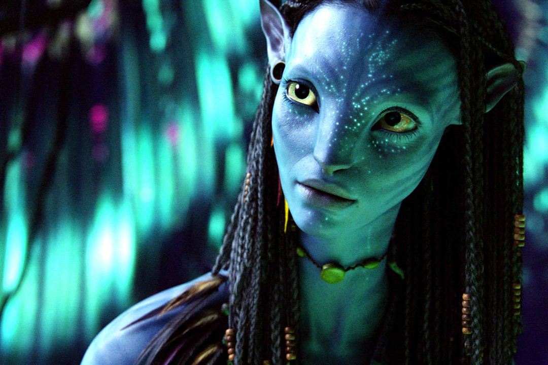 Zoë Saldaña diz que Avatar: The Way of Water será empolgante e tenso