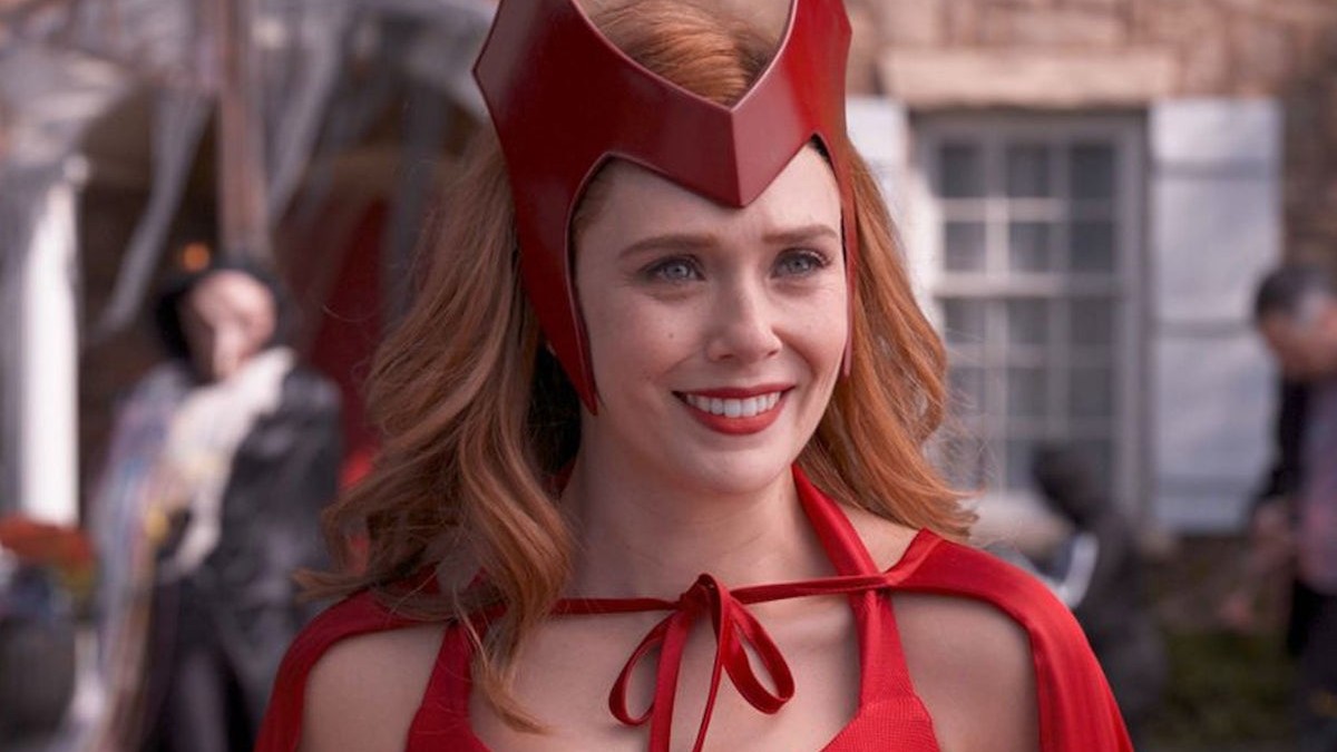 Elizabeth Olsen comenta sobre possível retorno em House of Harkness