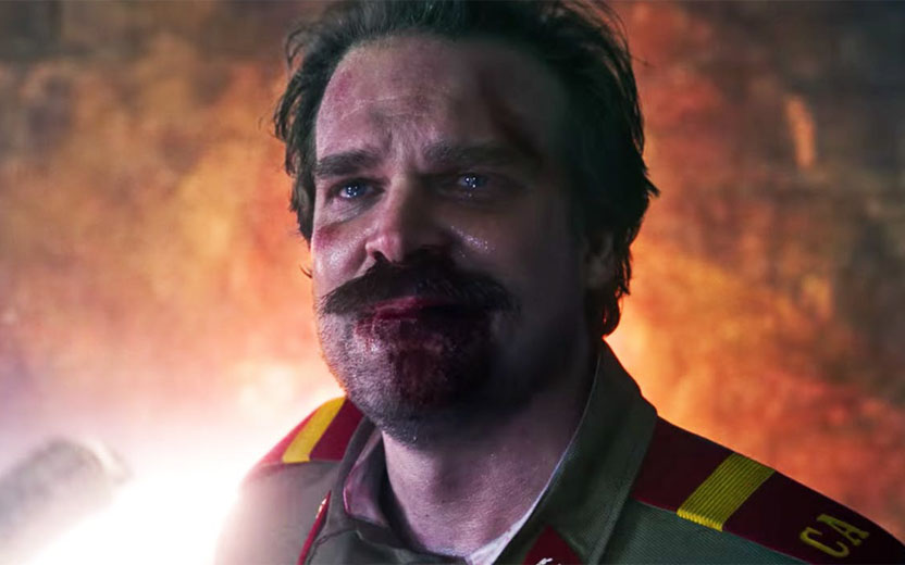 Ator estava satisfeito com morte de Hopper em Stranger Things