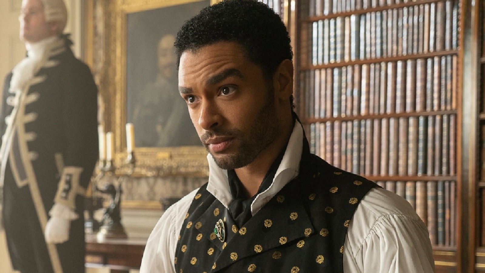 Regé-Jean Page é o favorito dos Irmãos Russo para interpretar o novo James Bond