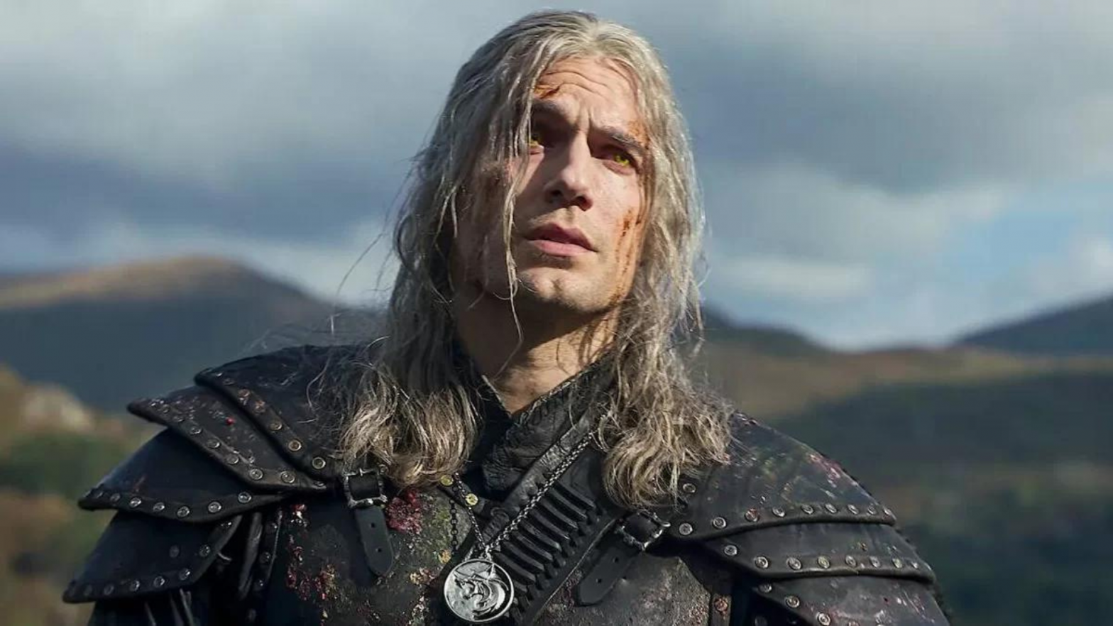 Netflix não planeja retorno de Henry Cavill para The Witcher após despedida na DC