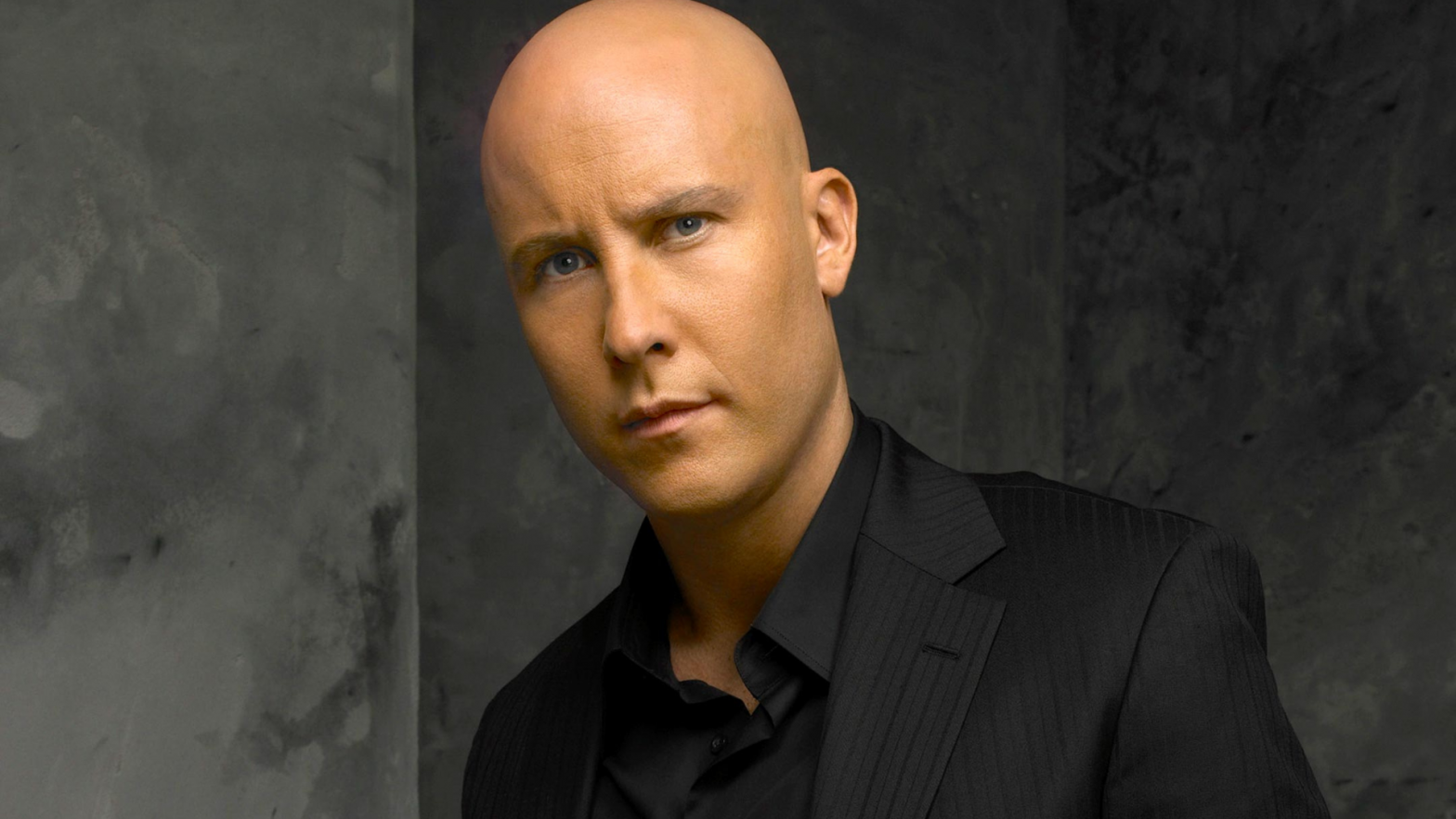 Michael Rosenbaum toparia interpretar Lex Luthor no novo Universo DC