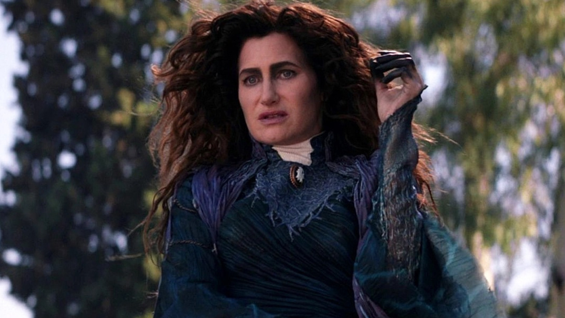 Kathryn Hahn diz o que os fãs podem esperar de Agatha: Coven of Chaos