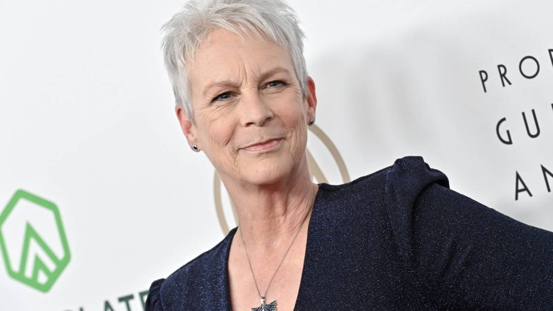 Jamie Lee Curtis volta a mostrar interesse em interpretar a Dr. Kureha em One Piece: A Série