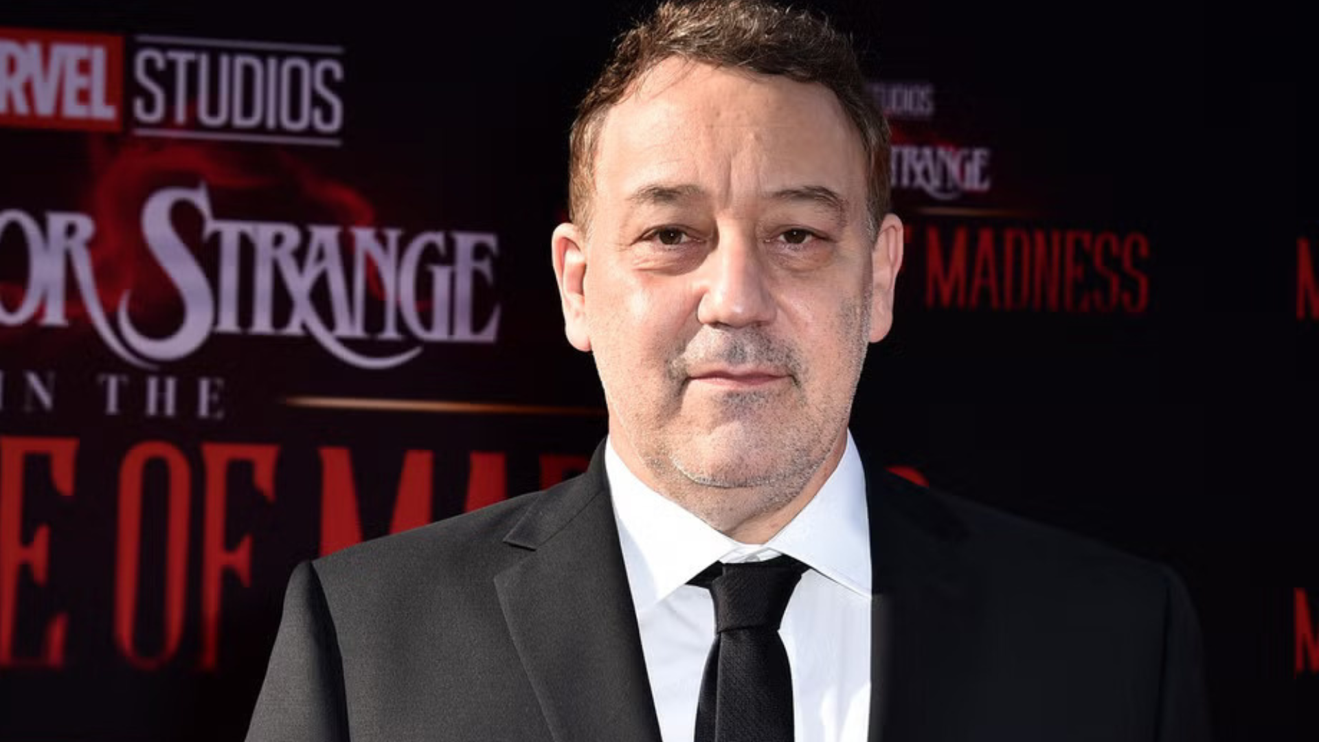 Sam Raimi é o favorito para assumir a direção de Guerras Secretas, diz rumor